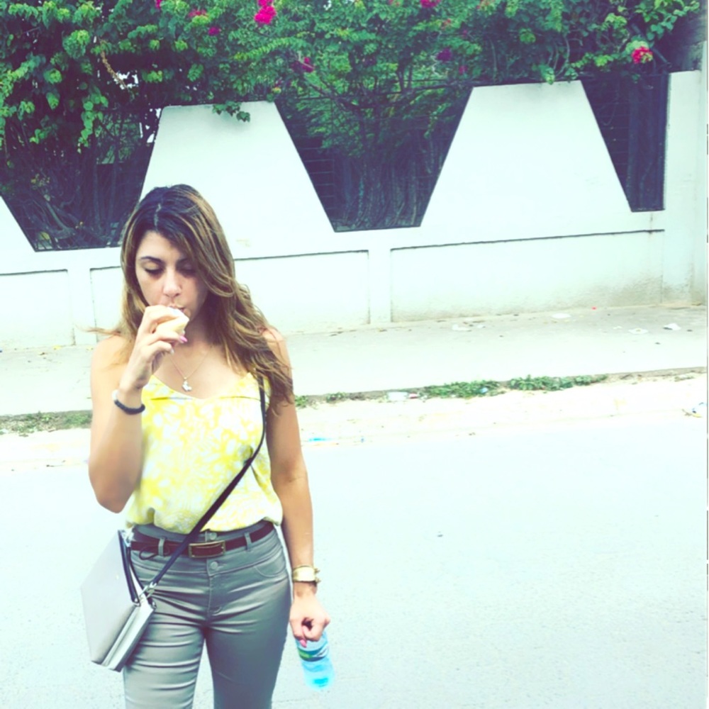 Meet your Posher, Yen